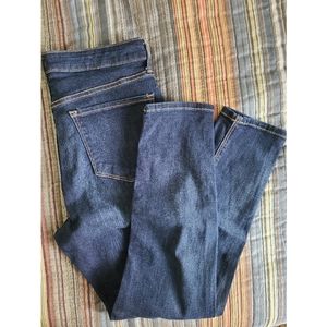 Like new, Old Navy Rockstar Super skinny high waisted. Size 14